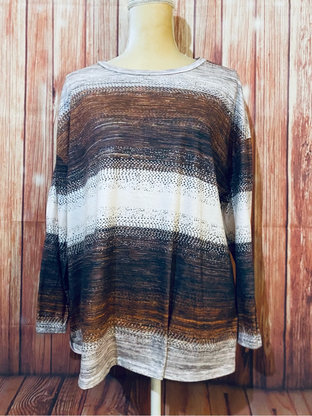 Women’s 1XL Blouse Brown Beige Striped Crew Neck Soft 3/4 Sleeves Stretch
